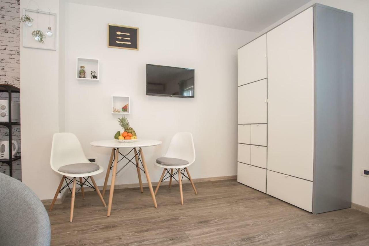 Caprice Studio Apartment Poreč Eksteriør bilde